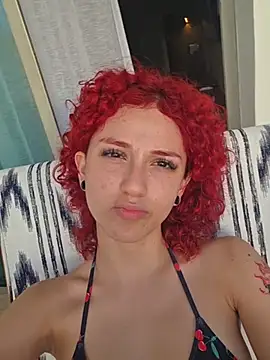 Snapshot of Ivy_Starr1 chatting on November 13, 2025, 9:25 pm Ivy Starr1 online show from November 13, 2025, 9:25 pm