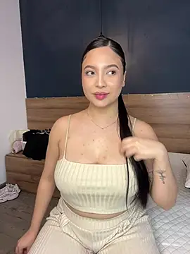 Snapshot of NathRossi chatting on March 21, 2025, 11:01 pm NathRossi online show from March 21, 2025, 11:01 pm