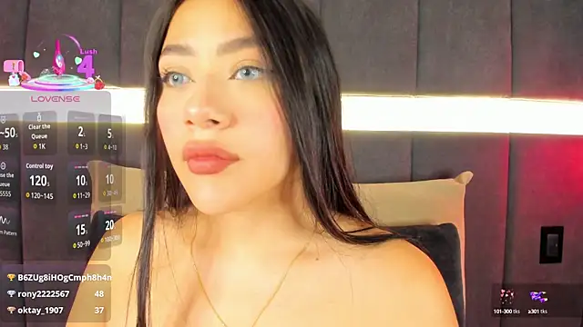 Snapshot of nicolle_pierce chatting on September 19, 2025, 1:56 pm nicolle pierce online show from September 19, 2025, 1:56 pm