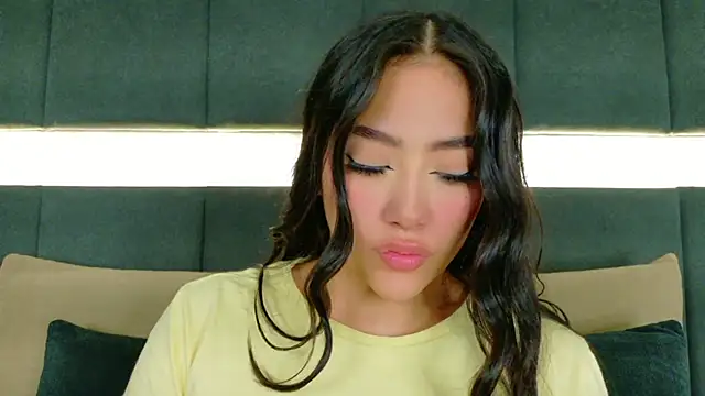 Snapshot of nicolle_pierce chatting on November 8, 2025, 12:49 pm nicolle pierce online show from November 8, 2025, 12:49 pm