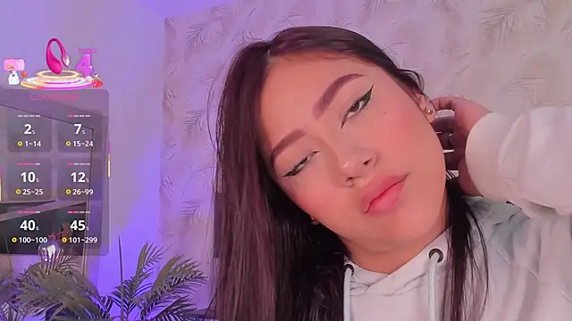 nicolle pierce online show from February 24, 2026, 12:47 pm