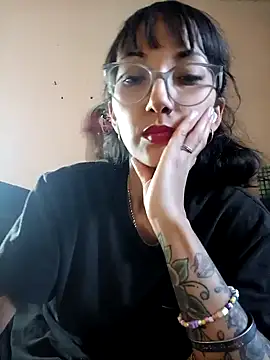 Snapshot of HighLilith chatting on February 4, 2025, 10:45 pm HighLilith online show from February 4, 2025, 10:45 pm