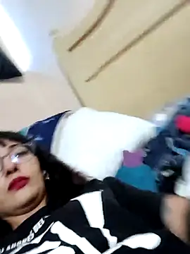 Snapshot of HighLilith chatting on March 4, 2025, 11:43 pm HighLilith online show from March 4, 2025, 11:43 pm