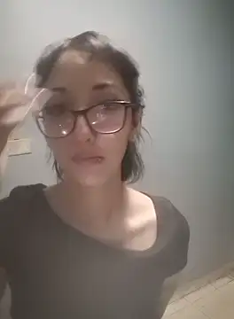 Snapshot of HighLilith chatting on October 4, 2025, 9:29 am HighLilith online show from October 4, 2025, 9:29 am