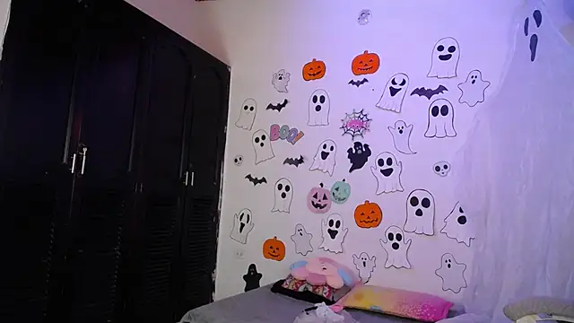 Snapshot of abby_tgn chatting on October 31, 2025, 11:33 am abby tgn online show from October 31, 2025, 11:33 am