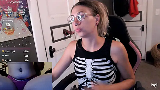 KSwonderland6 online show from September 9, 2025, 3:17 am