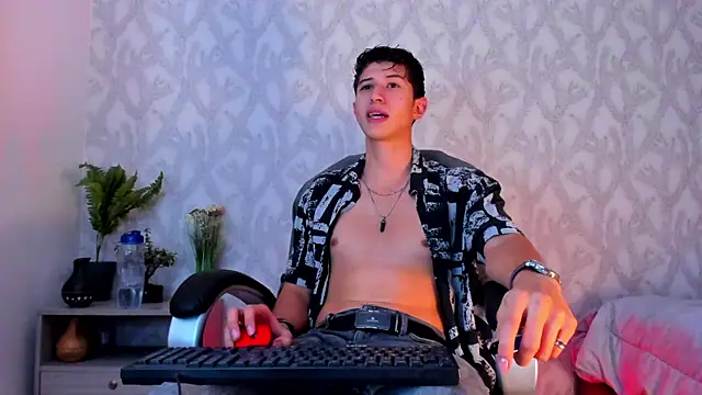 Snapshot of Dorianmistery2322_ chatting on January 20, 2025, 9:35 am Dorianmistery2322 online show from January 20, 2025, 9:35 am