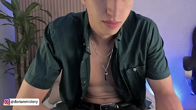 Snapshot of Dorianmistery2322_ chatting on September 30, 2025, 10:59 pm Dorianmistery2322 online show from September 30, 2025, 10:59 pm