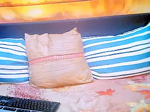 Snapshot of ebonyspicya chatting on December 16, 2024, 5:17 am ebonyspicya online show from December 16, 2024, 5:17 am