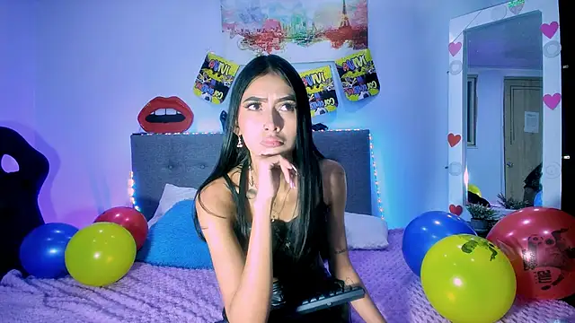 Amberx Sweet online show from June 19, 2026, 8:01 pm