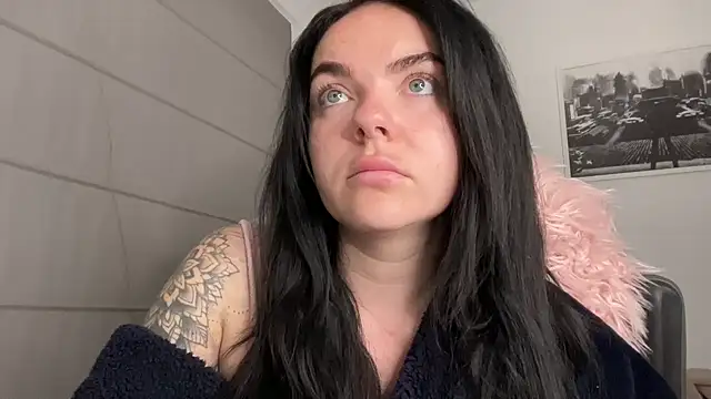 Snapshot of yorkshiregal chatting on December 3, 2024, 4:14 am yorkshiregal online show from December 3, 2024, 4:14 am