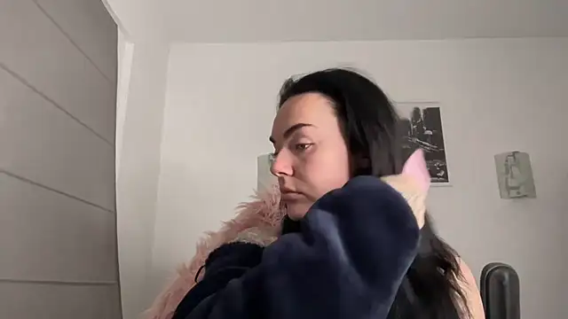 Snapshot of yorkshiregal chatting on December 5, 2024, 3:48 am yorkshiregal online show from December 5, 2024, 3:48 am