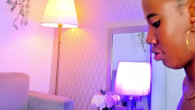 Alishaacameron  online show from December 21, 2024, 2:41 am