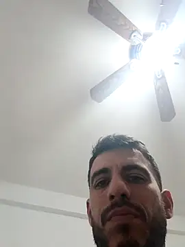 Snapshot of jhonyhot9292 chatting on December 2, 2025, 5:46 am jhonyhot9292 online show from December 2, 2025, 5:46 am