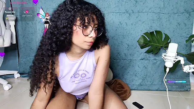 Elektra williams online show from October 3, 2025, 12:07 am