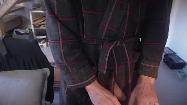 contemptumundi888 online show from December 14, 2025, 12:54 pm