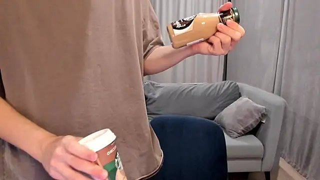 Snapshot of Im_Shine_Guy chatting on December 8, 2024, 8:04 pm Im Shine Guy online show from December 8, 2024, 8:04 pm