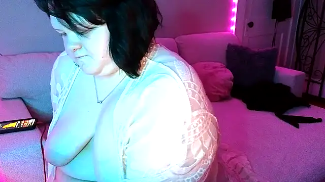 Snapshot of Flamefairy710 chatting on February 19, 2025, 11:49 am Flamefairy710 online show from February 19, 2025, 11:49 am