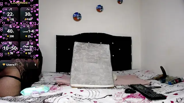 la gatabk  online show from December 7, 2024, 7:10 pm