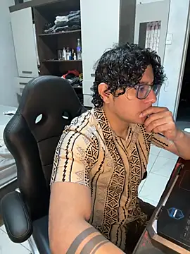 ikkipro online show from February 26, 2026, 11:48 pm