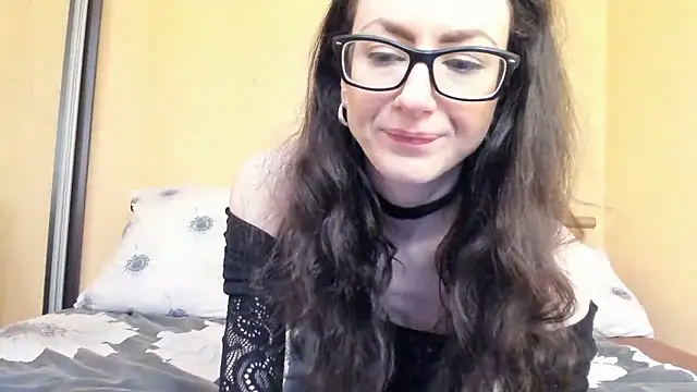 Baby Jewel online show from January 13, 2026, 11:15 am