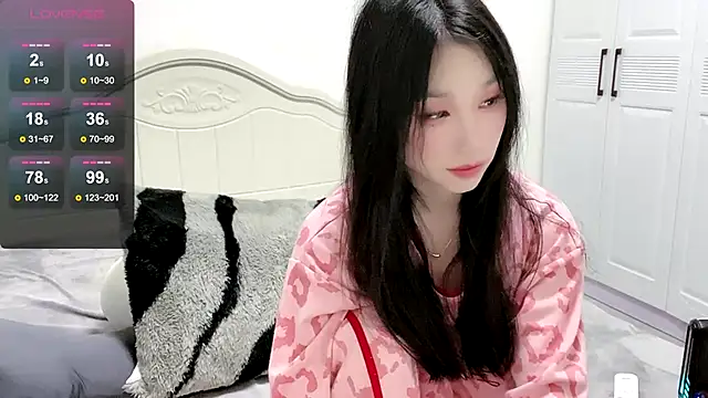 Snapshot of MMiao-66u chatting on January 24, 2025, 10:21 am MMiao-66u online show from January 24, 2025, 10:21 am