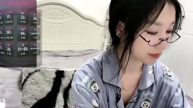 Snapshot of MMiao-66u chatting on February 1, 2025, 9:08 pm MMiao-66u online show from February 1, 2025, 9:08 pm