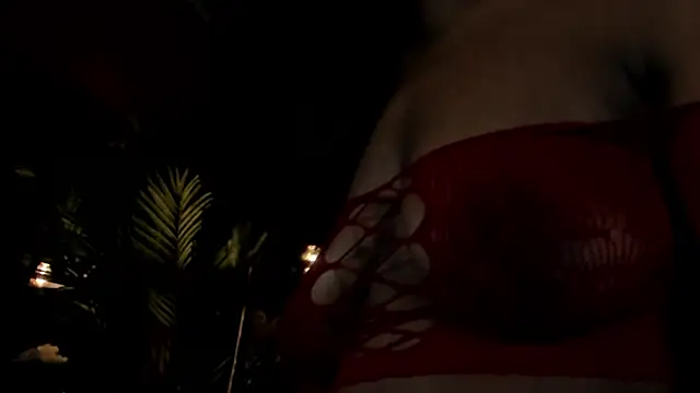 SophiaSmiiths  online show from February 28, 2025, 8:28 pm