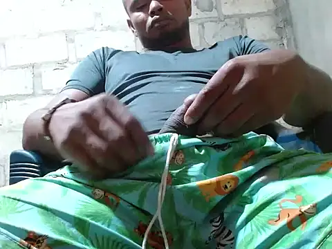 fernandez latinblackk online show from October 22, 2025, 12:00 am