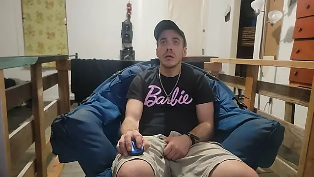 ScubaStevex online show from December 30, 2024, 9:48 am