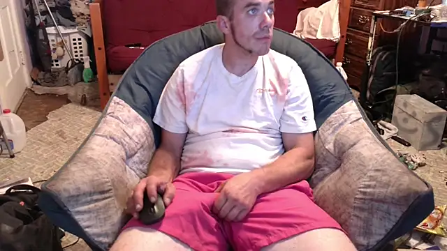 ScubaStevex online show from September 21, 2025, 11:39 pm