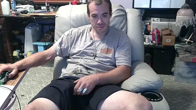 ScubaStevex online show from October 16, 2025, 2:45 am