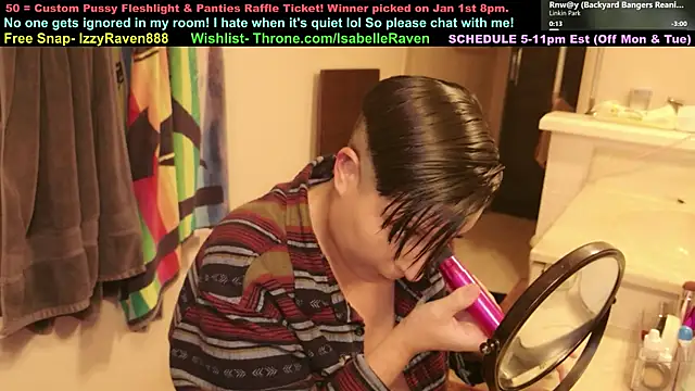 IsabelleRaven online show from January 12, 2026, 11:32 pm