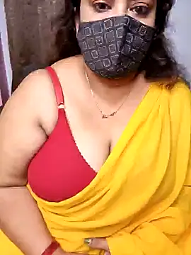 Snapshot of Cute_Bellaa chatting on February 2, 2025, 12:02 pm Cute Bellaa online show from February 2, 2025, 12:02 pm