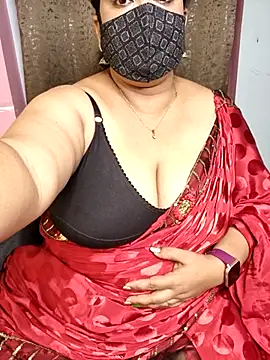 Snapshot of Cute_Bellaa chatting on February 16, 2025, 5:48 pm Cute Bellaa online show from February 16, 2025, 5:48 pm