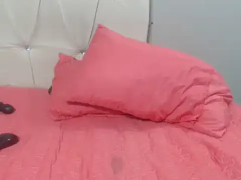 AuntyBigMadam87 online show from January 27, 2025, 12:16 pm
