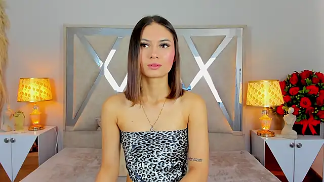 NicolMiller4 online show from July 25, 2026, 7:11 pm
