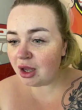 ZaraReignn online show from October 18, 2025, 3:57 pm