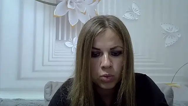 TinaFun4u online show from September 13, 2025, 7:13 pm