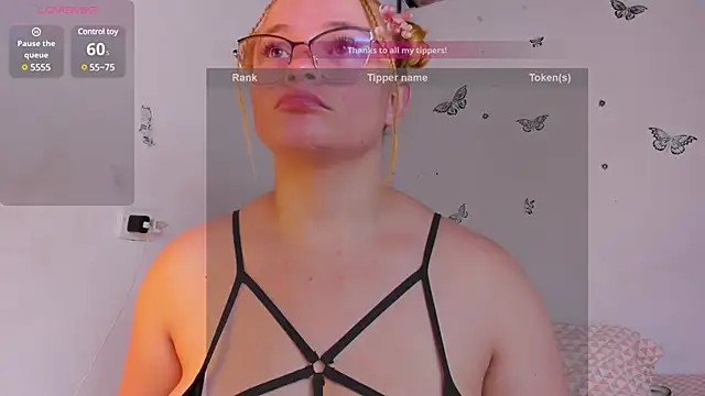 Mila Volkovich online show from January 31, 2025, 12:18 pm