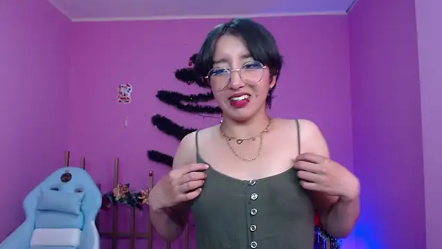 Xayah 77 online show from December 12, 2024, 4:32 pm