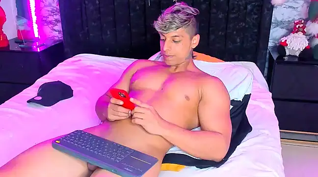 Owen Muzcle online show from December 5, 2024, 7:38 am