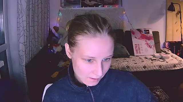 Snapshot of KatiKate chatting on January 9, 2025, 11:02 pm KatiKate online show from January 9, 2025, 11:02 pm