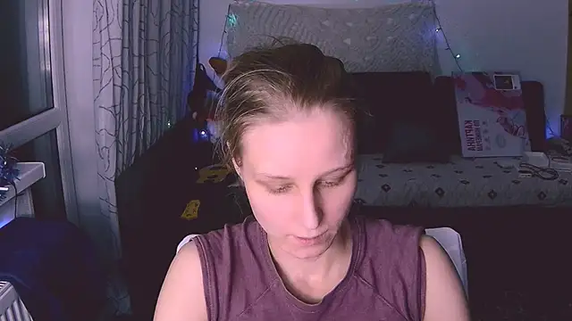 Snapshot of KatiKate chatting on January 10, 2025, 2:04 am KatiKate online show from January 10, 2025, 2:04 am