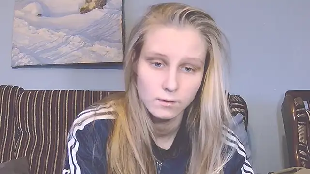 Snapshot of KatiKate chatting on January 16, 2025, 11:15 am KatiKate online show from January 16, 2025, 11:15 am