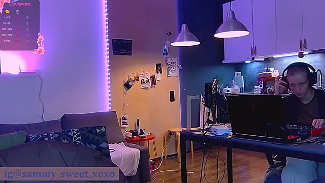 Snapshot of KatiKate chatting on September 16, 2025, 4:41 pm KatiKate online show from September 16, 2025, 4:41 pm