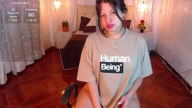 Snapshot of ShyVibes_ chatting on January 17, 2025, 7:05 pm ShyVibes online show from January 17, 2025, 7:05 pm