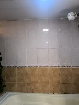 Snapshot of ShyVibes_ chatting on January 21, 2025, 7:06 pm ShyVibes online show from January 21, 2025, 7:06 pm