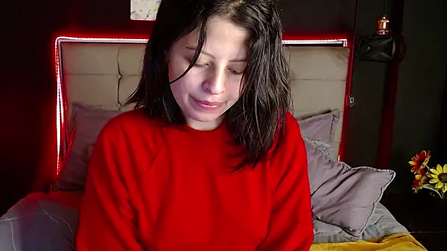 Snapshot of ShyVibes_ chatting on February 5, 2025, 9:29 pm ShyVibes online show from February 5, 2025, 9:29 pm