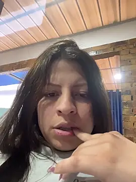 Snapshot of ShyVibes_ chatting on November 2, 2025, 7:38 pm ShyVibes online show from November 2, 2025, 7:38 pm